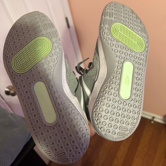 KD 13. in the colors cool grey and white - Picture 4 of 4